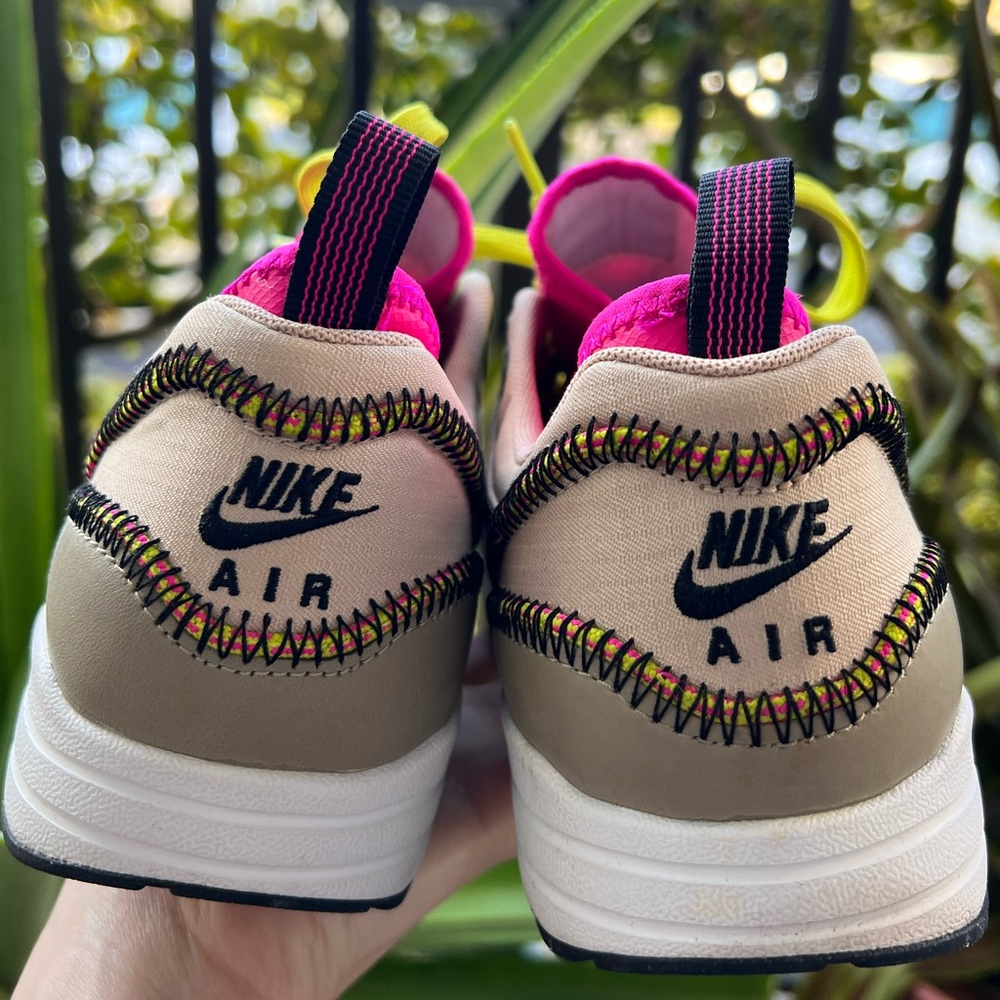 Women’s air max - Picture 3 of 6
